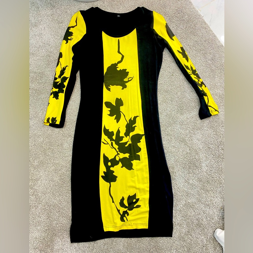 🐝Black and Yellow Dress with designs🐝